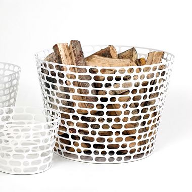 Code <br />
Baskets in powder coated seel<br />
Produced by <a target="blank" href="http://www.asplund.org/">Asplund</a>.